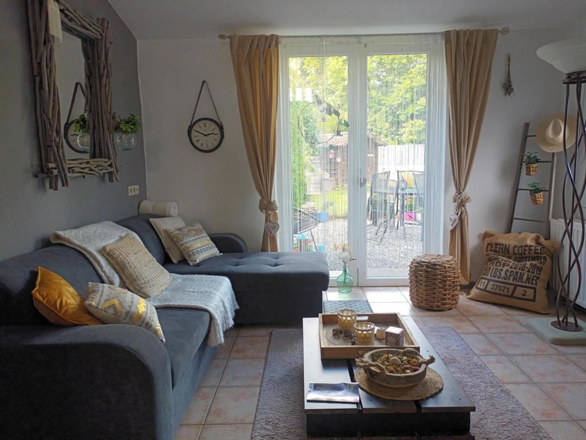 Chez Seb & Lulu, Studio D'Hotes Neufchâteau 외부 사진
