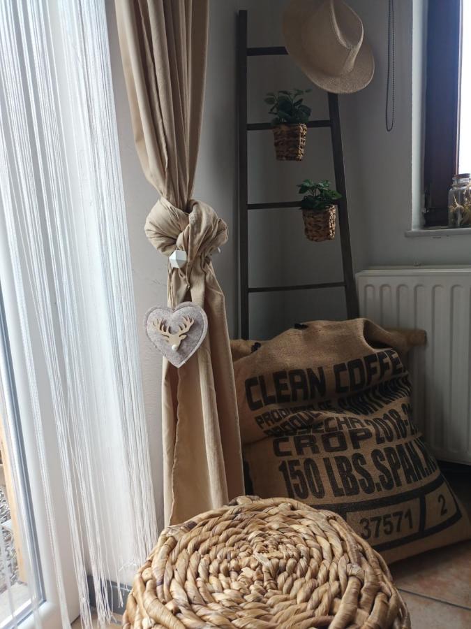 Chez Seb & Lulu, Studio D'Hotes Neufchâteau 외부 사진